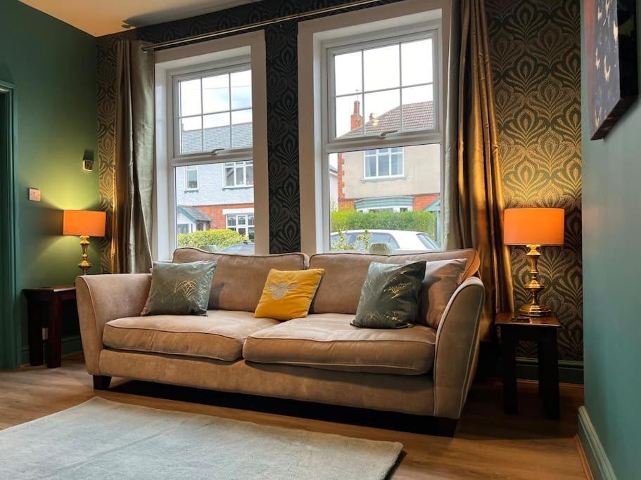 The Rose- Grd Floor, 2-5 Beds, Smarttv, Uni, Tram, M250 Fibre Leilighet Nottingham Eksteriør bilde